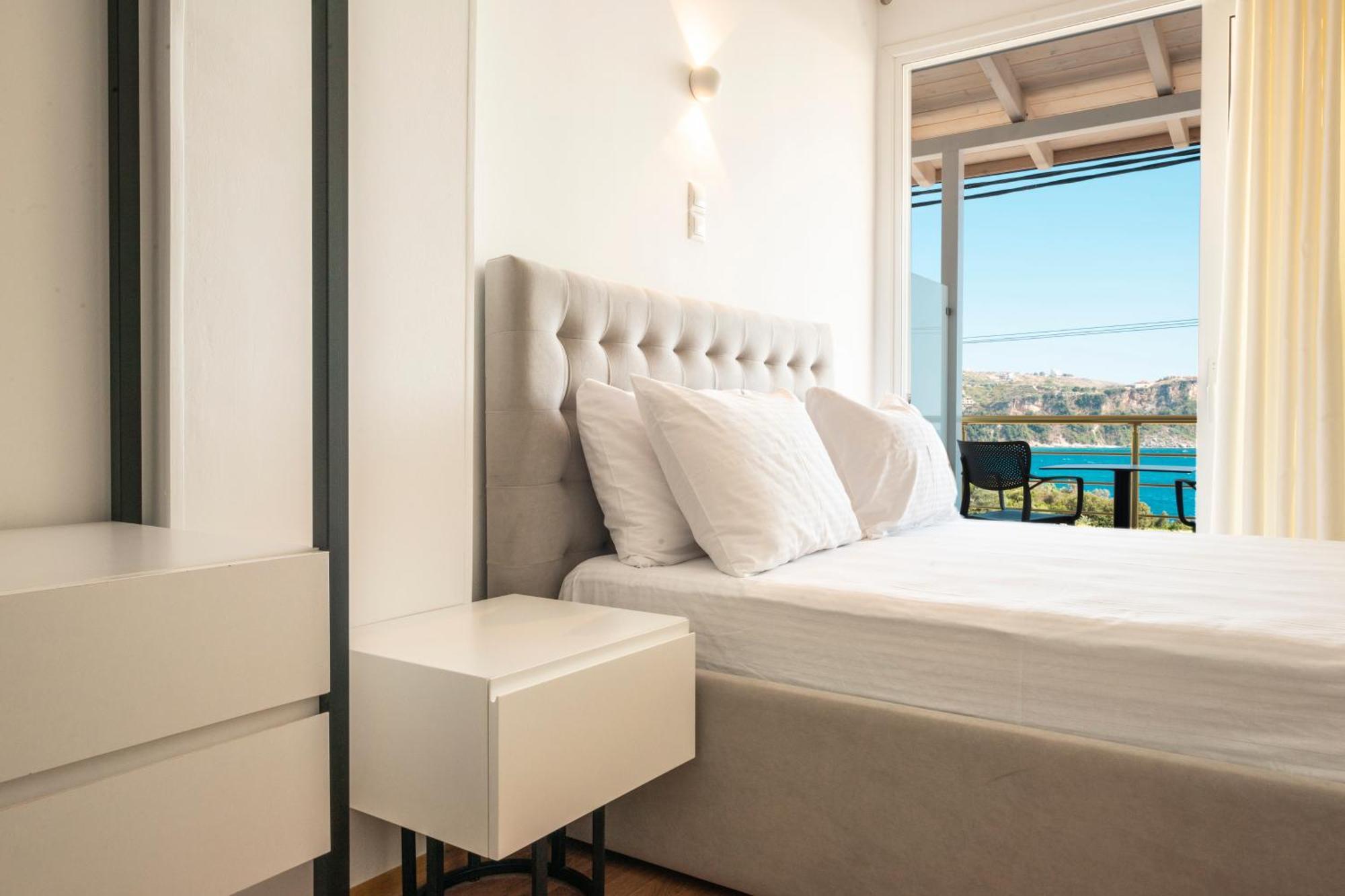 Ionio Rooms Himarë Extérieur photo