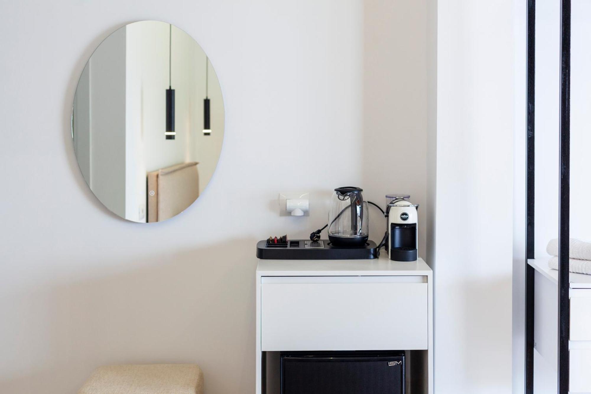 Ionio Rooms Himarë Extérieur photo