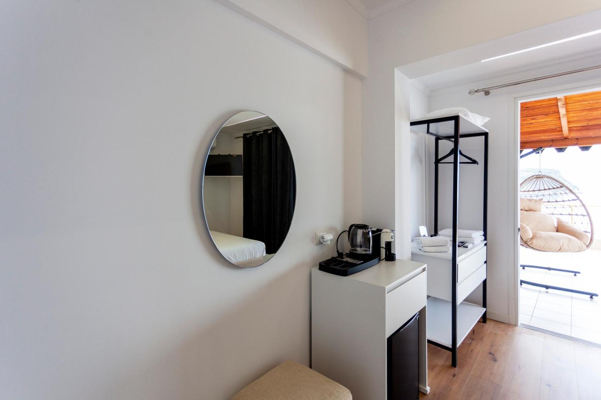 Ionio Rooms Himarë Extérieur photo