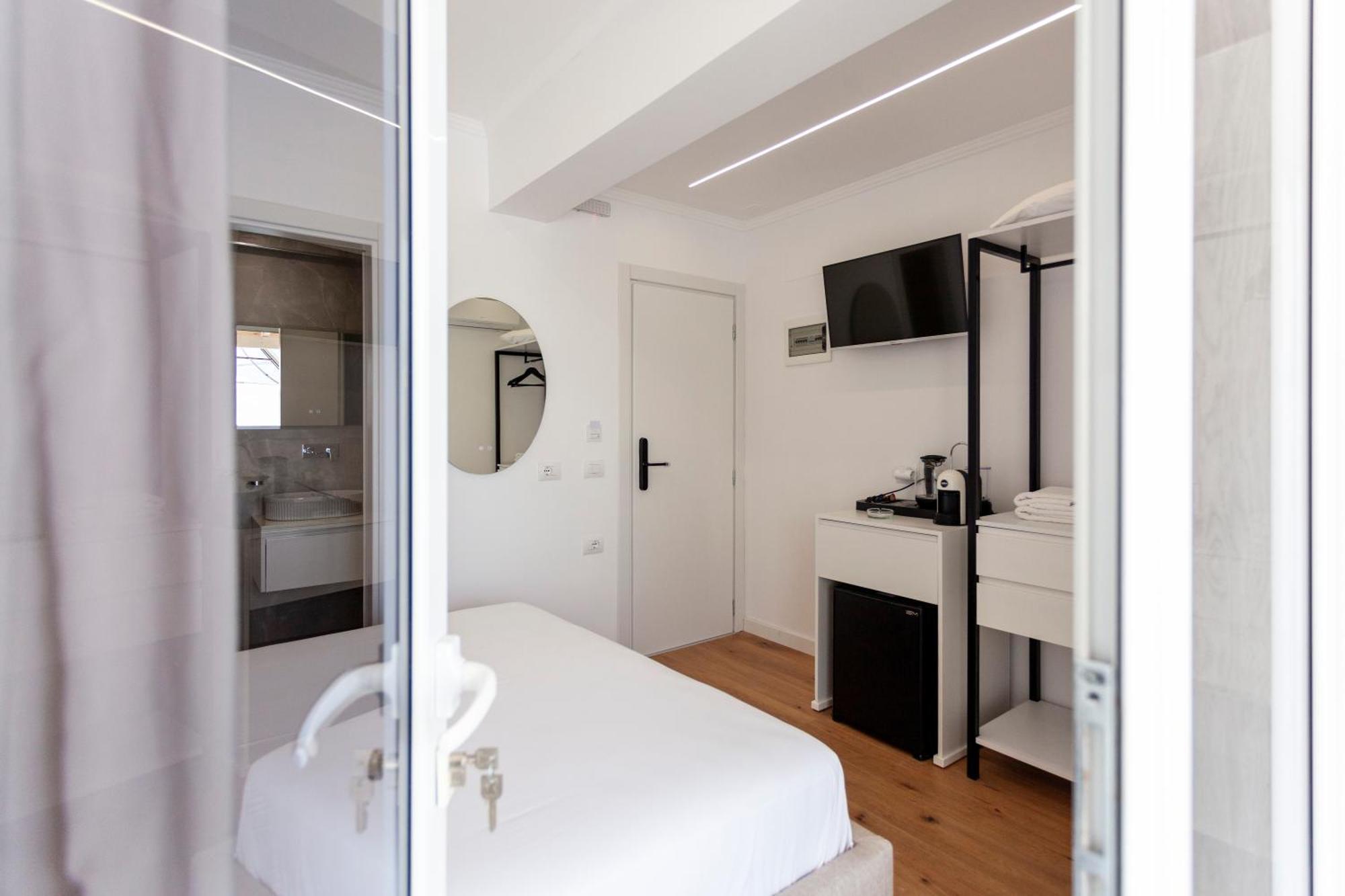Ionio Rooms Himarë Extérieur photo