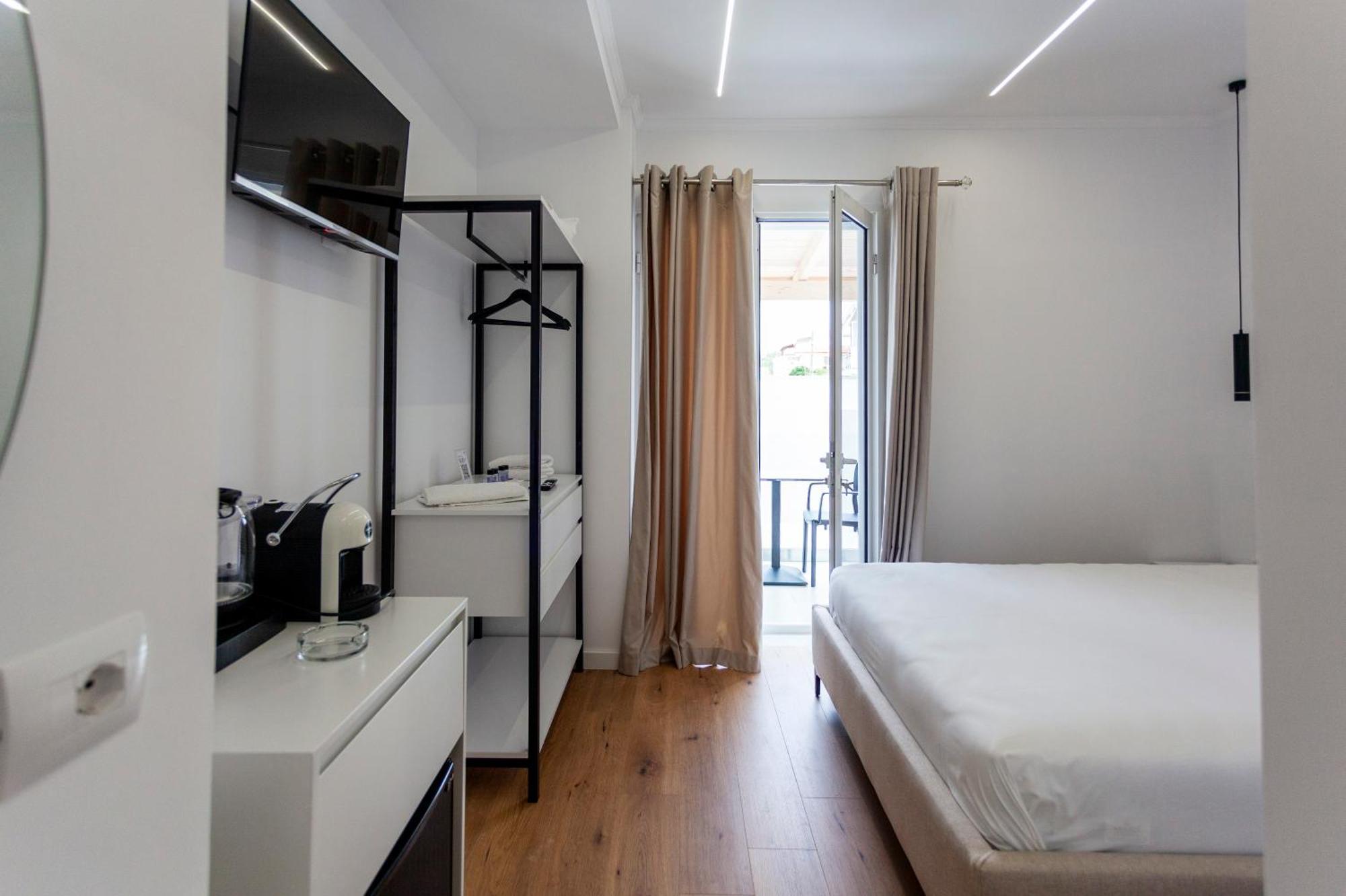 Ionio Rooms Himarë Extérieur photo